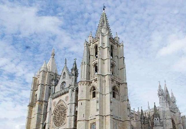 Día 1 Noche en León